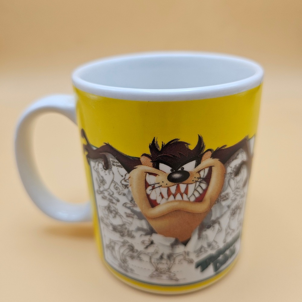 Vintage Warner Bros.Tazmanian Devil Mug Cartoon Character Collectible 1995‎